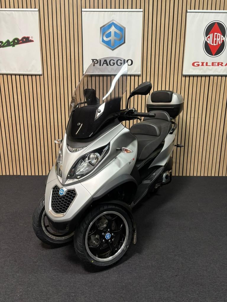 Piaggio MP3 300 LT ABS ASR 2014 Autorijbewijs, LED Verlichting, 300 cc, Bedrijf, Sport