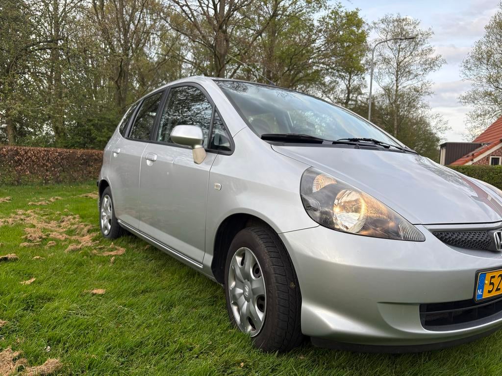 Honda Jazz 1.2 I S 2005 Grijs. Rijdt geweldig!, Auto's, Honda, Bedrijf, Jazz, Airbags, Airconditioning, Centrale vergrendeling