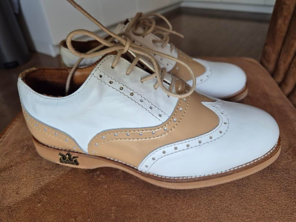 Lambda nieuwe dames golfschoenen maat 36, met spikes., Ophalen of Verzenden