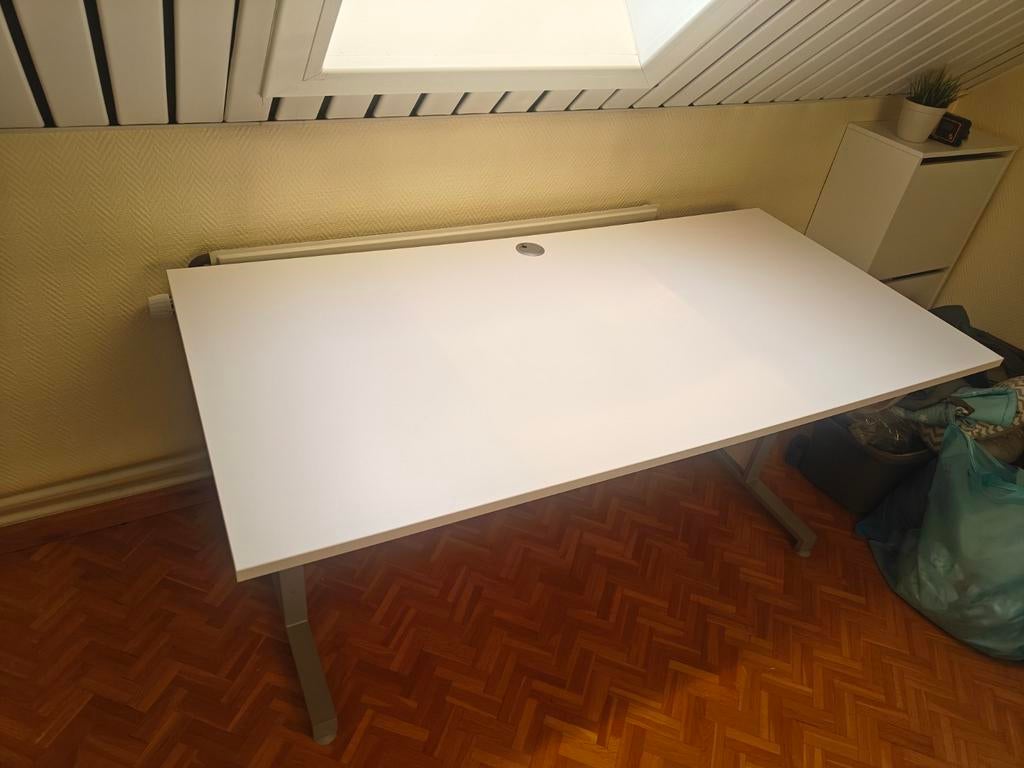 Kwalitateitsvolle bureau, Ophalen, Nieuw
