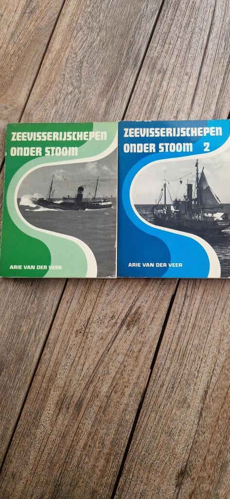 Zeevisserijschepen onder stroom, Verzamelen, Scheepvaart, Ophalen of Verzenden, Kaart, Foto of Prent