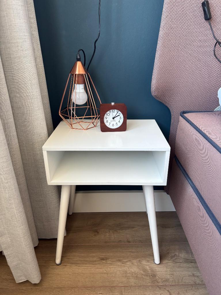 2 Nachtkastjes, Huis en Inrichting, Ophalen, Gebruikt, Minder dan 45 cm, 55 tot 70 cm