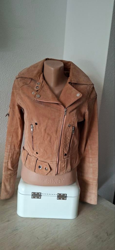 Beige suède leren jasje van Goosecraft maat M, maar past S, Goosecraft, Beige, Ophalen of Verzenden, Zo goed als nieuw