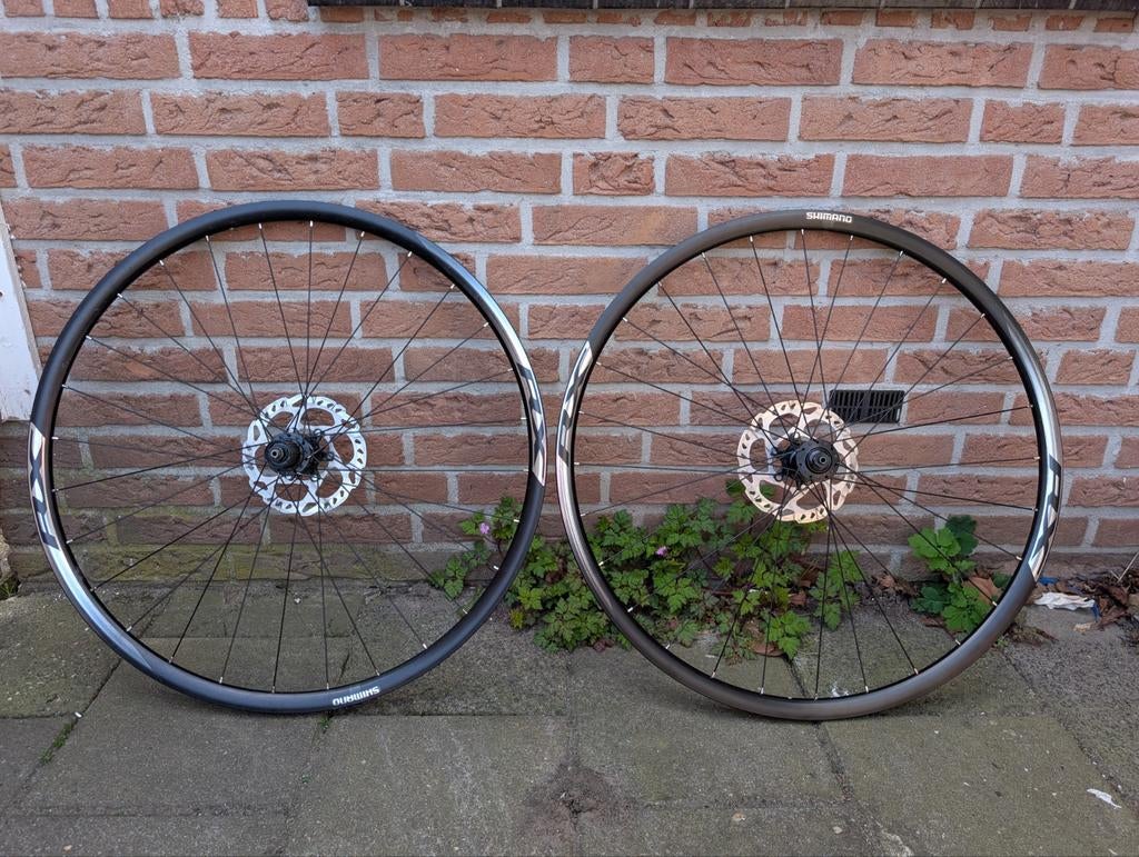 Shimano WH-RX010 28" Disc Wheelset, Fietsen en Brommers, Fietsonderdelen, Racefiets, Zo goed als nieuw, Aluminium, Shimano