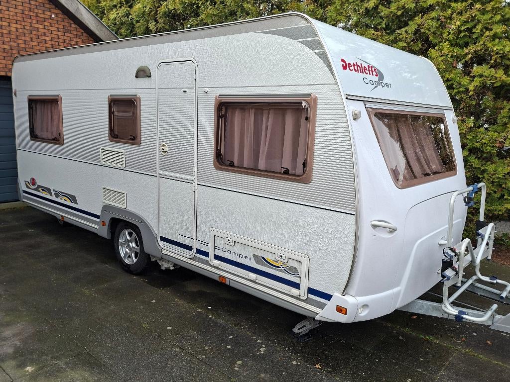 Te koop complete Dethleffs familie caravan incl. mover, Caravans en Kamperen, Caravans, Rondzit, Kachel, Lengtebed, Particulier
