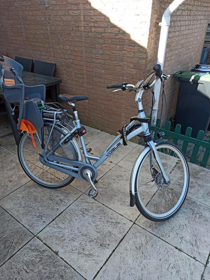 2x Vogue Elektrische fiets met toebehoren, Fietsen en Brommers, Elektrische fietsen, Zo goed als nieuw, Overige merken, Ophalen of Verzenden