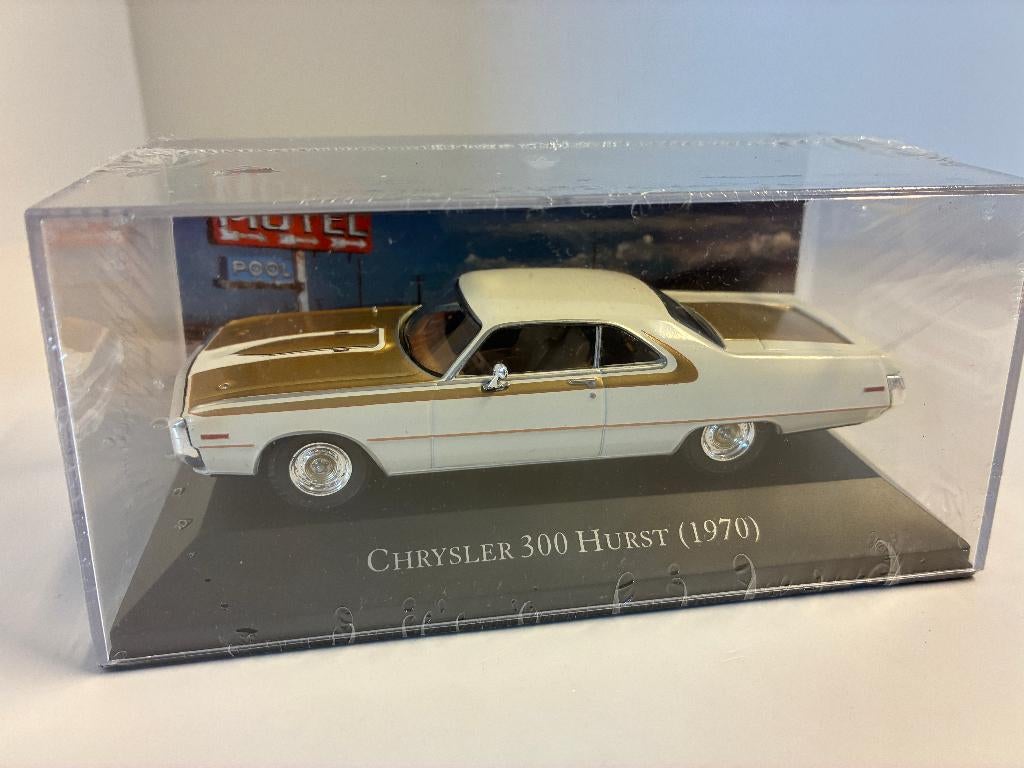 27524: Chrysler 300 Hurst - 1970 - Atlas 1:43, Hobby en Vrije tijd, Modelauto's | 1:43, Nieuw, Auto, Overige merken, Ophalen of Verzenden