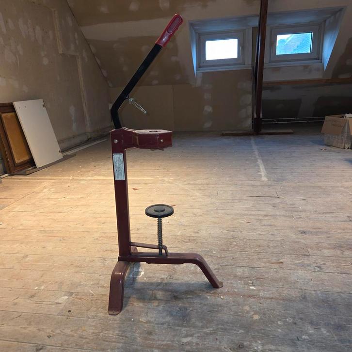 Flessenafvuller / Kroonkurkapparaat, Hobby en Vrije tijd, Overige Hobby en Vrije tijd, Gebruikt, Ophalen