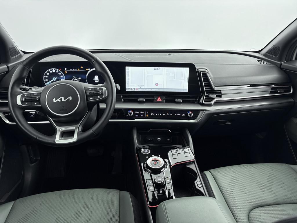 Kia Sportage - 1.6 T-GDi MHEV Dark Edition // DEALERONDERHOU, Auto's, Kia, Gebruikt, 4 cilinders, Verwarming stoelen achter, Leder en Stof