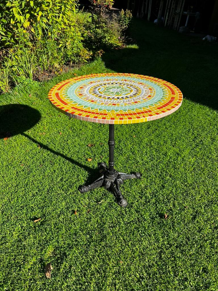 Ronde mozaïek tuintafel bistrotafel incl gietijzeren voet, Tuin en Terras, Tuintafels, Ophalen, Nieuw, Rond, Overige materialen