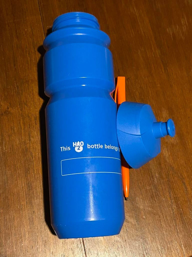 Nieuw Blauwe bidon van Caesar, Sport en Fitness, Bidons, Ophalen, Nieuw