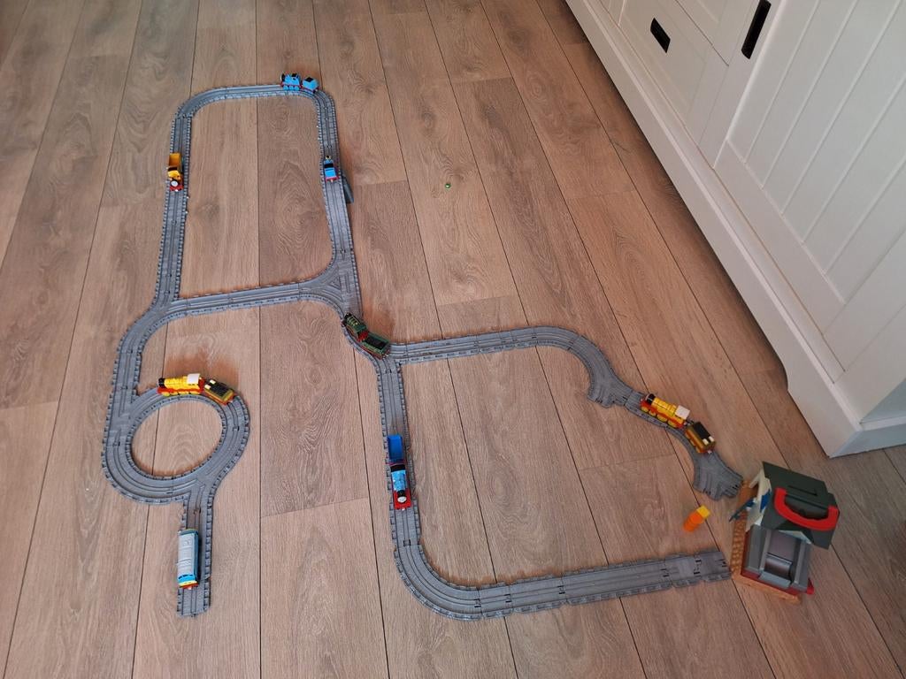 Thomas de Trein treinbaan met treinen en toebehoren, Ophalen of Verzenden, Zo goed als nieuw