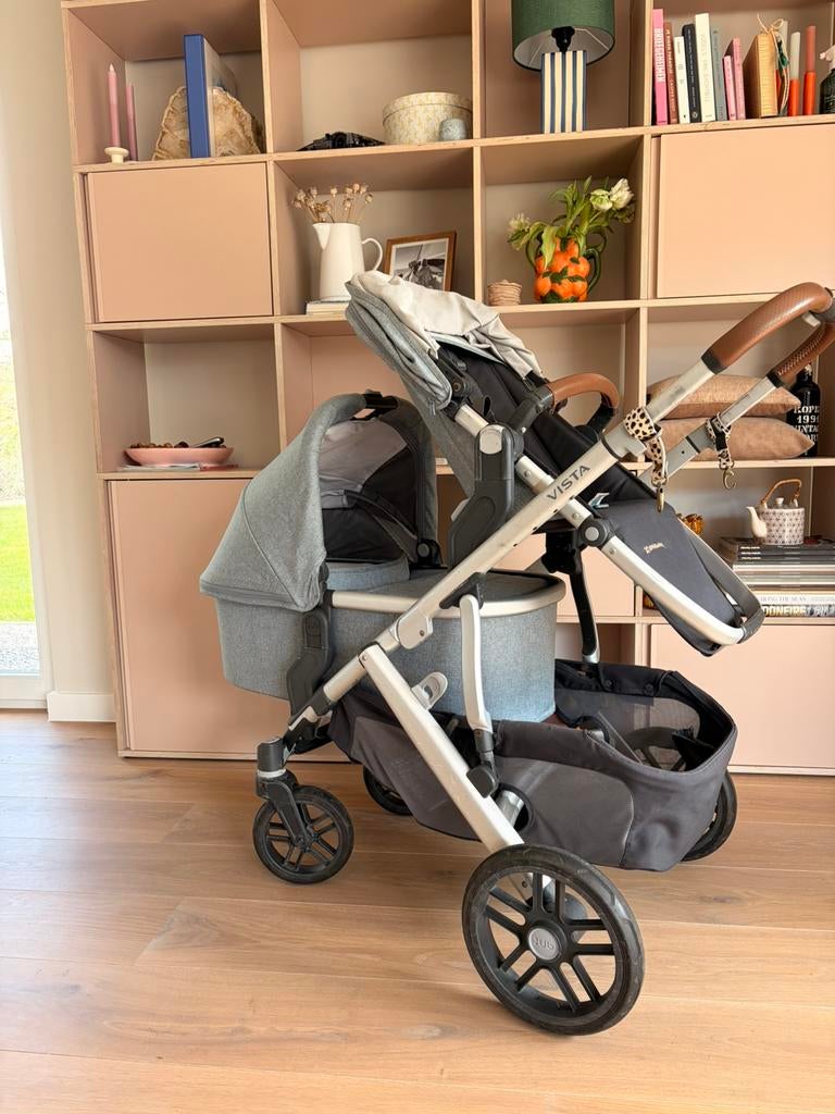 Super complete UPPAbaby Vista V2 (ook geschikt als duowagen), Zo goed als nieuw, Combiwagen, Verstelbare duwstang, Ophalen