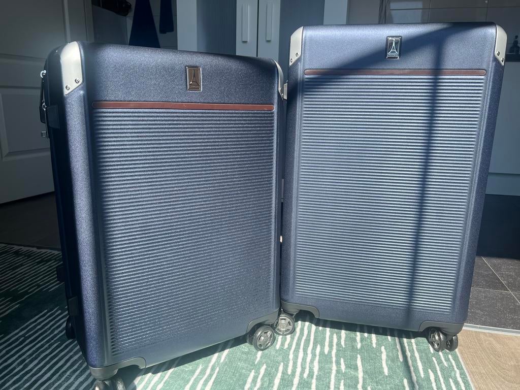 TravelPro Platinum Elite 69cm & 76cm Expandable True Navy, Sieraden, Tassen en Uiterlijk, Koffers, 60 tot 70 cm, Hard kunststof
