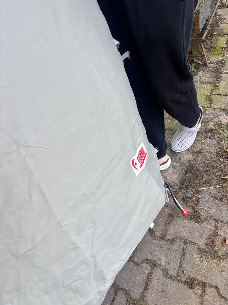 fiamma zijwand 220 luifel, Caravans en Kamperen, Caravan accessoires, Ophalen of Verzenden, Zo goed als nieuw