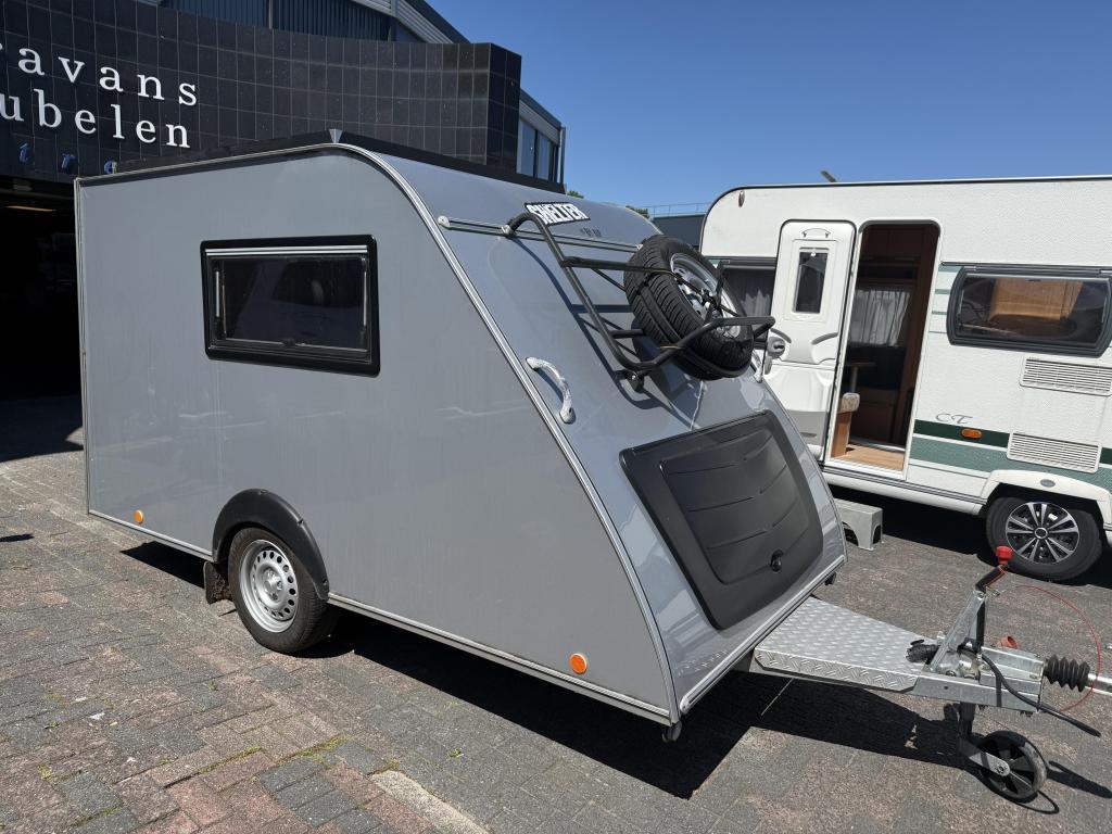 Kip Shelter, Nieuwstaat, hefdak, (((Zondag open))), Overige typen, Stabilisator, Kip, Bedrijf