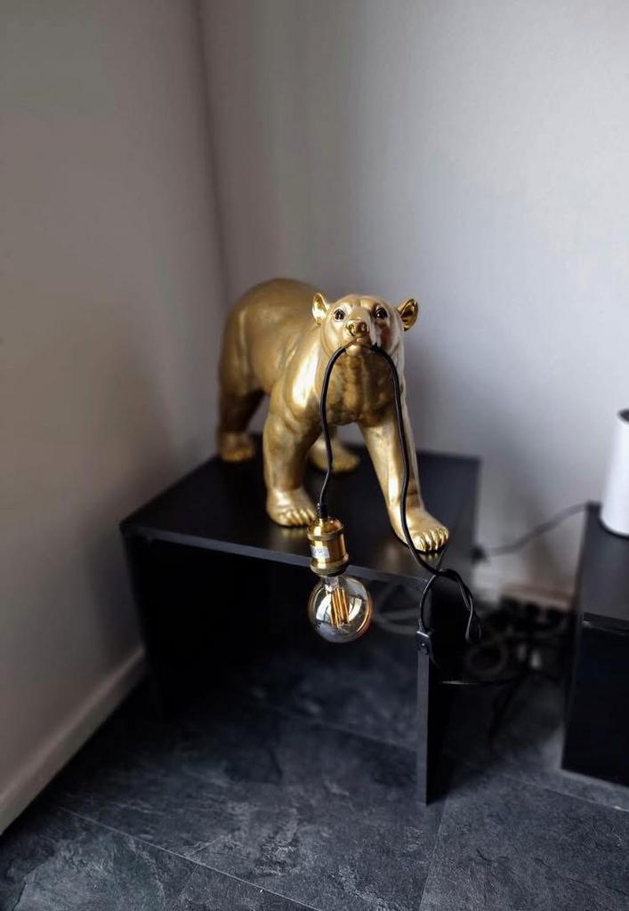 Gouden beer lamp – unieke tafellamp met industriële look, Huis en Inrichting, Lampen | Tafellampen, Ophalen of Verzenden, Zo goed als nieuw
