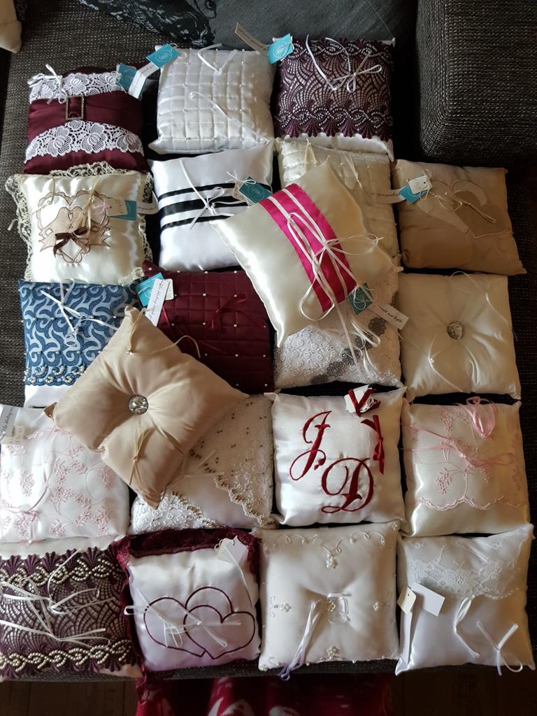 Ringkussen / trouwkussen / kussentje voor trouwringen, Ophalen of Verzenden, Nieuw, Accessoires