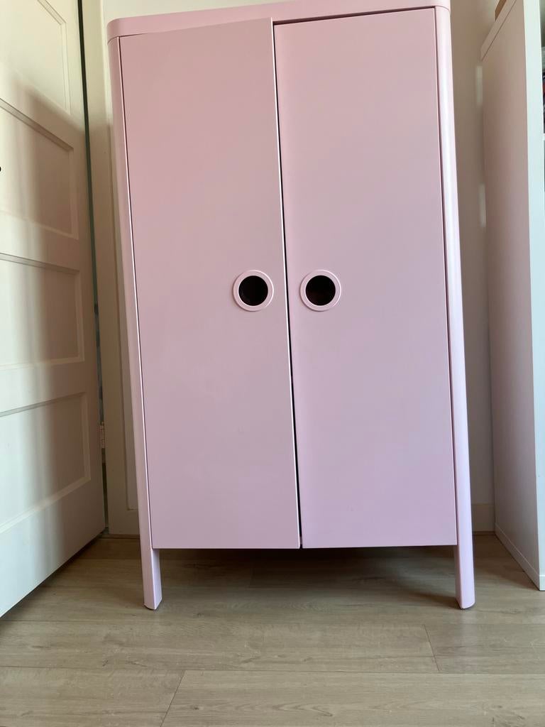 Roze Ikea BUSUNGE kinderkast 80x139 cm, Ophalen, Gebruikt, 100 tot 150 cm, 50 tot 100 cm