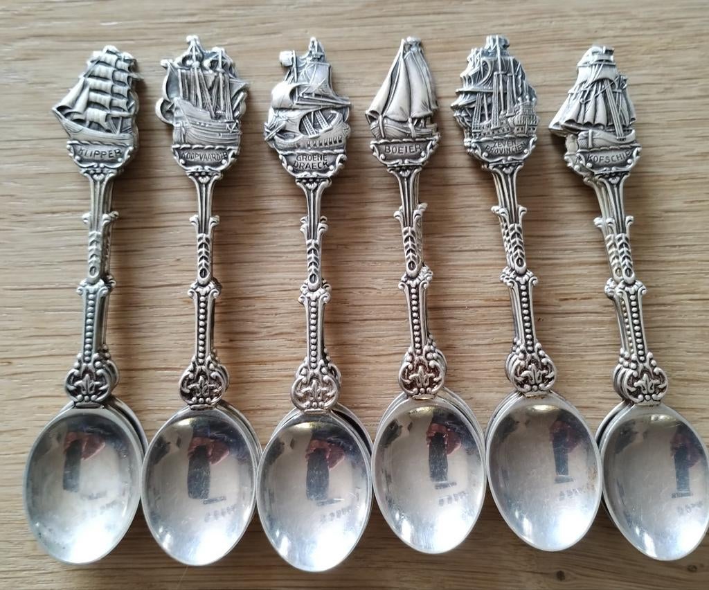 Theelepels historische schepen DE - 3 sets, Antiek en Kunst, Antiek | Bestek, Ophalen of Verzenden