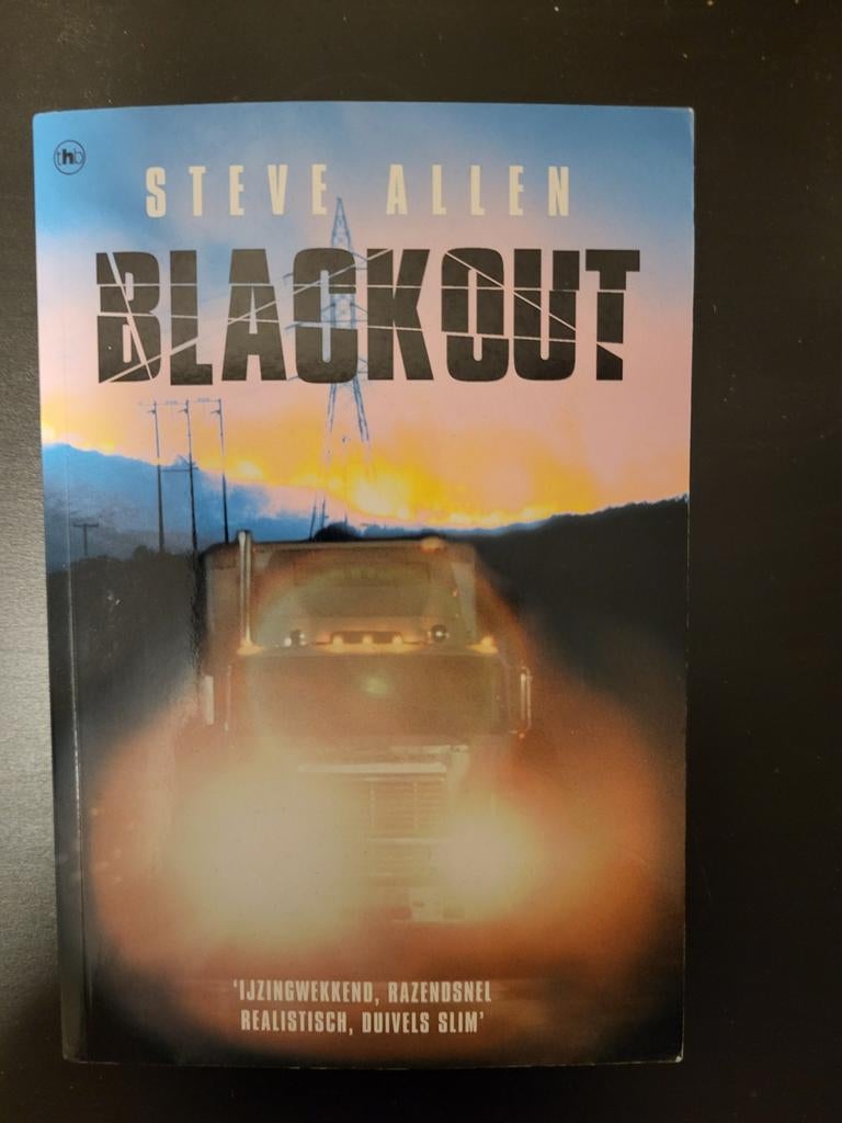 Blackout - Steve Allen (Thriller), Ophalen of Verzenden, Gelezen, Steve Allen, Nederland