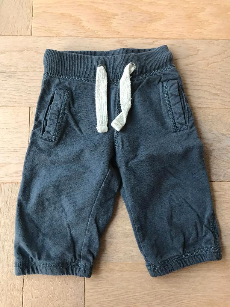 Leuke joggingbroek hema maat 74, Kinderen en Baby's, Babykleding | Maat 74, Gebruikt, Broekje, Ophalen of Verzenden, Hema