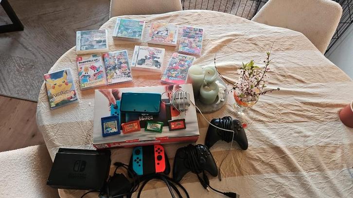 Nintendo Switch + 3ds + Pokemon Super Sale, Spelcomputers en Games, Games | Nintendo 2DS en 3DS, Gebruikt, Overige genres, 1 speler