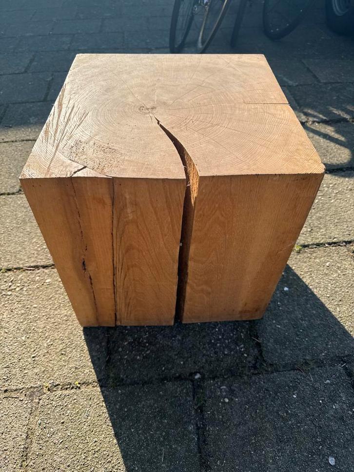 4 Massief houten blokken als bijzettafels, Huis en Inrichting, Tafels | Bijzettafels, Gebruikt, Vierkant, Minder dan 45 cm, Minder dan 55 cm