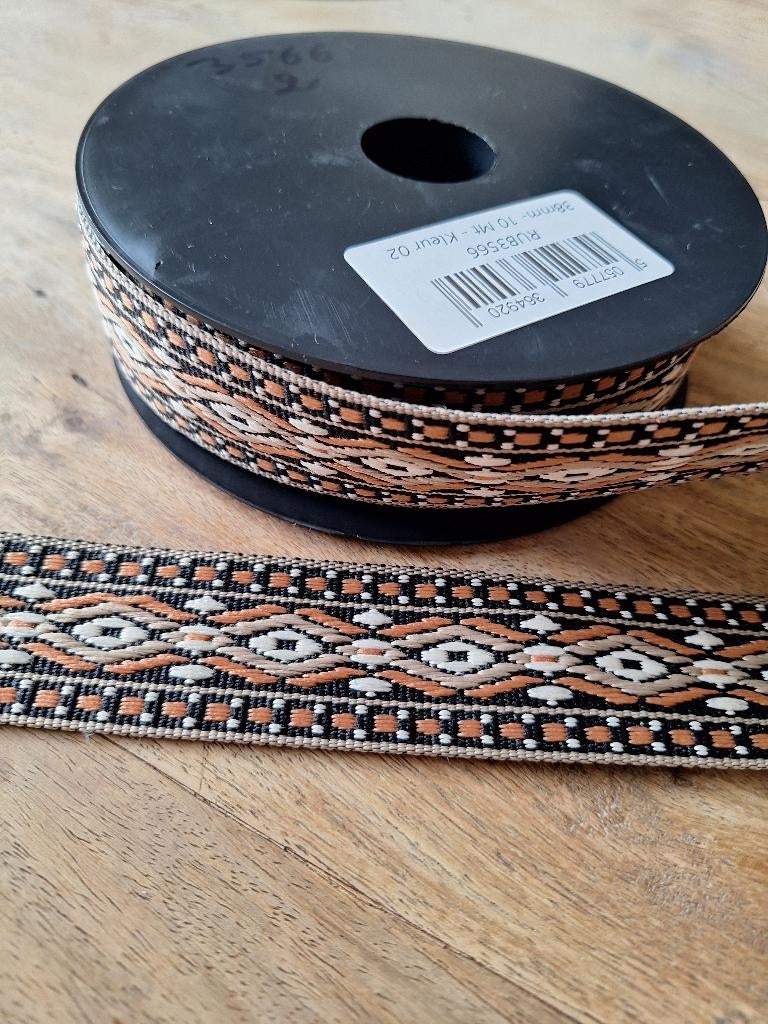Tassenband Boho NIEUW 9 meter, Hobby en Vrije tijd, Naaien en Fournituren, Ophalen of Verzenden, Nieuw, Lint, Band of Elastiek