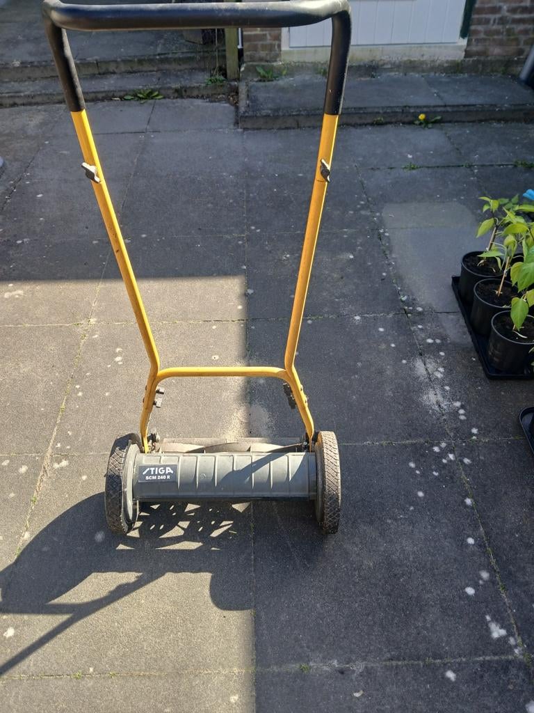 Stiga handgrasmaaier SCM 240 R - Zo goed als nieuw, Tuin en Terras, Grasmaaiers, Ophalen, Handgrasmaaier, Stiga, Minder dan 30 cm