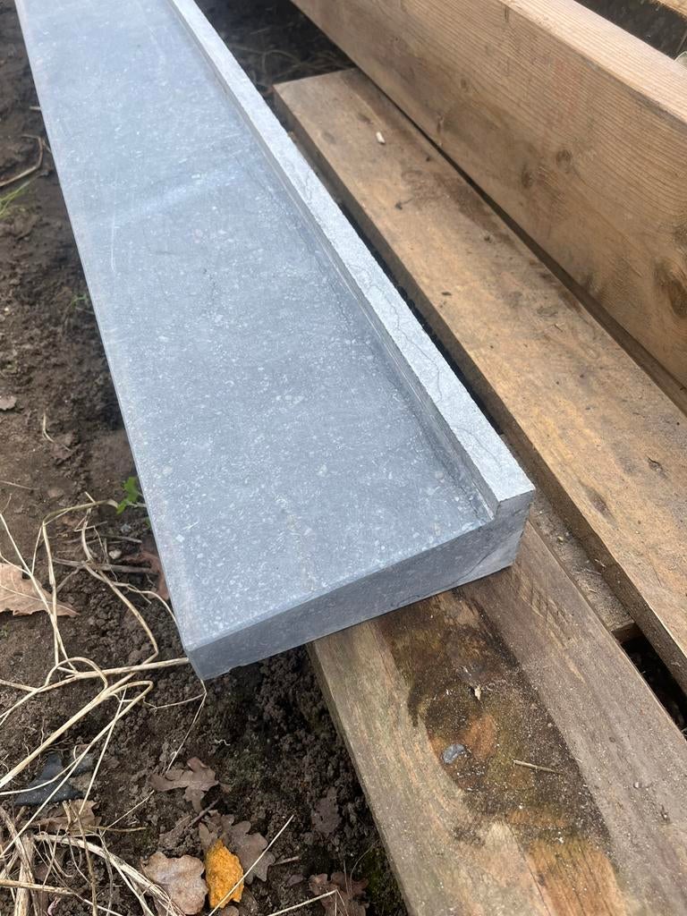 Hardstenen dorpel belgisch hardsteen, Ophalen, Zo goed als nieuw