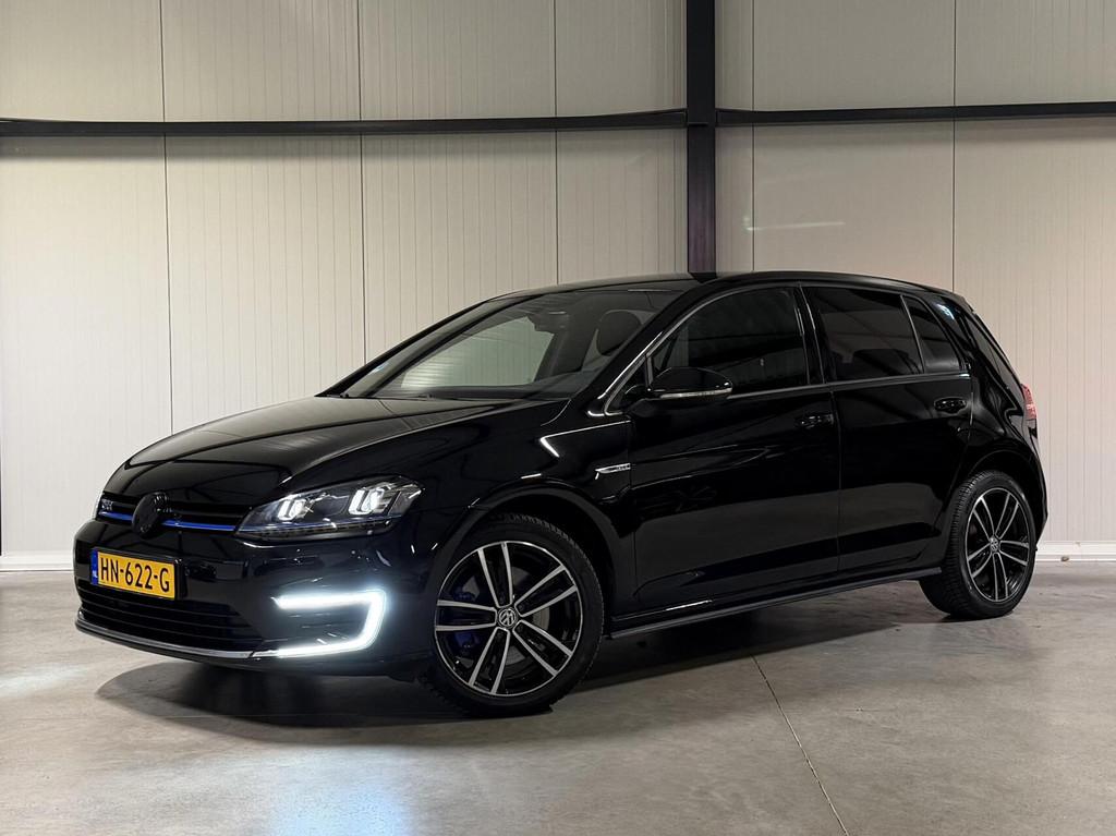 Volkswagen Golf 1.4 TSI GTE GTI Carplay Stoelverwarming PDC, Auto's, Gebruikt, Euro 6, 4 cilinders, Zwart
