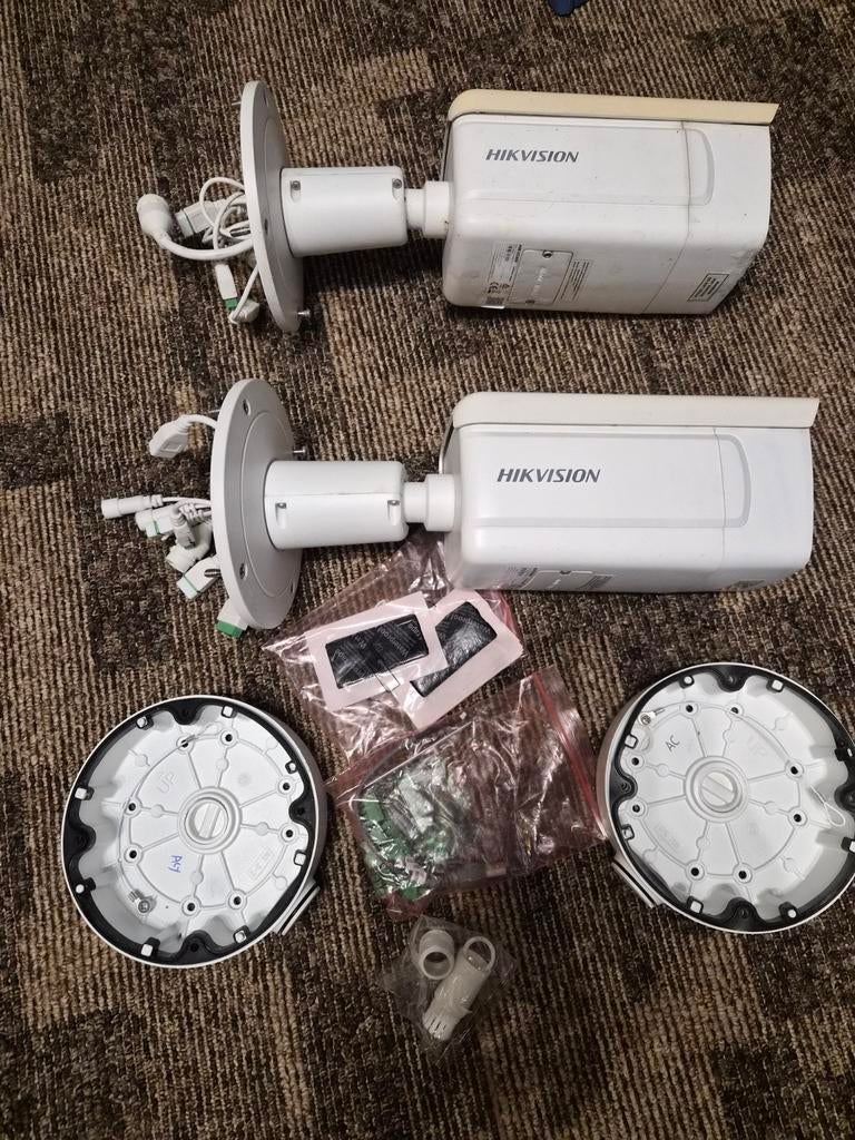 Hikvision iDS-2CD7A26G0/P-IZHSY Kenteken Camera (2.8-12mm), Audio, Tv en Foto, Videobewaking, Gebruikt, Buitencamera, Ophalen of Verzenden