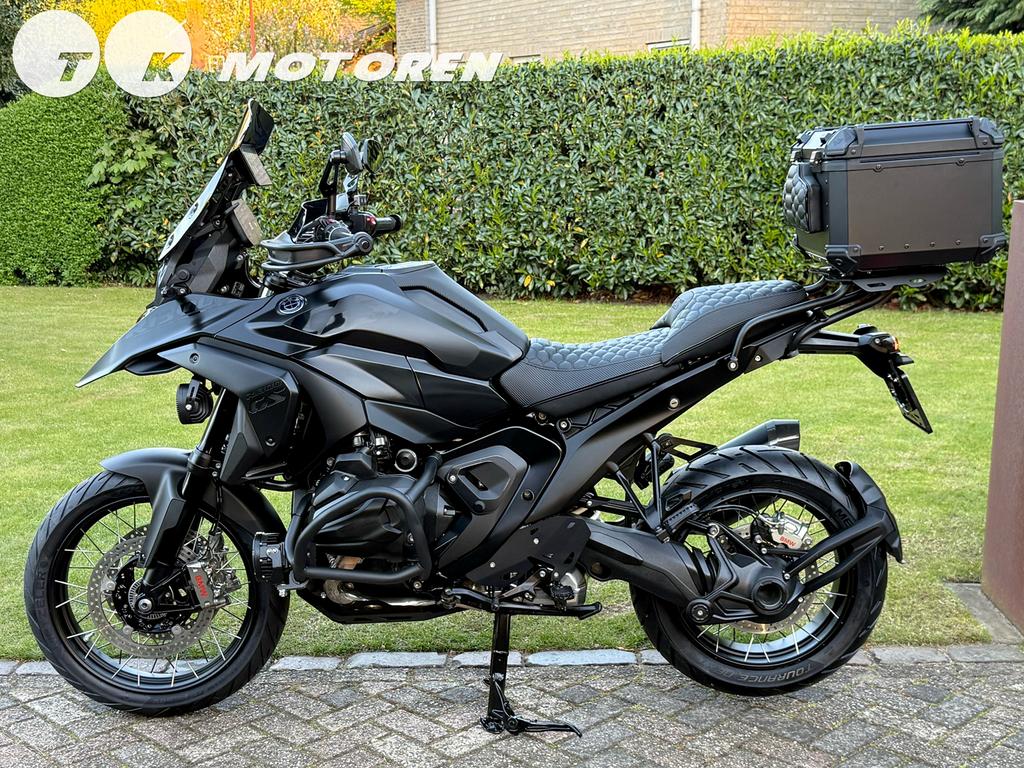 ⭐️ UNIEKE CUSTOM BMW R 1300 GS AUTOMAAT 2025 BLACK EDIT BTW, 2 cilinders, Occasion, Motorrijbewijs A, Bedrijf