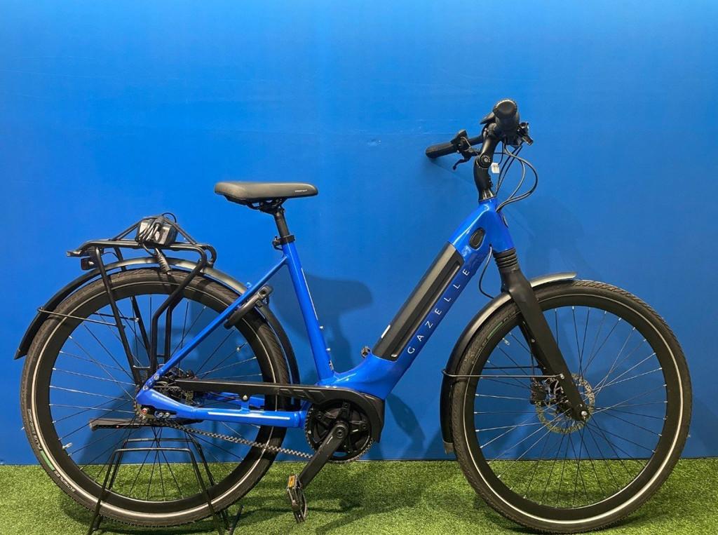 Gazelle Ultimate C8+ - BTW - Dames Blauw 54cm 2023, Fietsen en Brommers, Gebruikt, -, - 0
-, NL, 51 tot 55 cm