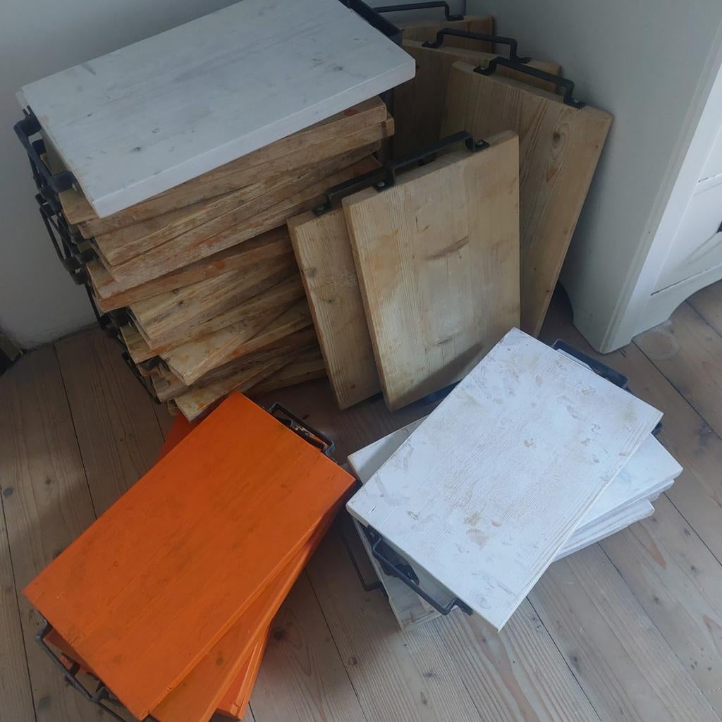Handgemaakte borrelplanken van oude kaasplanken, Ophalen