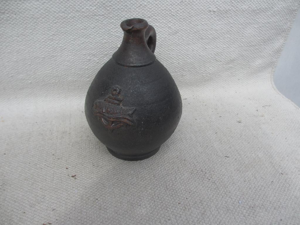 Vintage wijwaterkruik Terraco de Draak St Joris Beesel, Antiek en Kunst, Ophalen of Verzenden