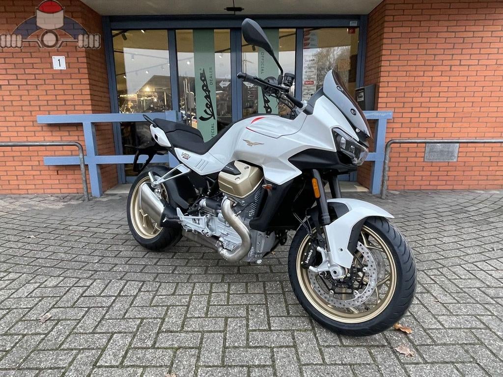 MOTO GUZZI V100 Mandello Op = Op, 2 cilinders, Bedrijf, Onbekend, 1042 cc