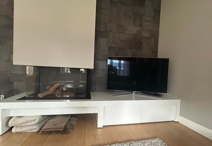 TEAB! Tv meubel met uitsparing voor een haard, Huis en Inrichting, Kasten | Televisiemeubels, Ophalen, Zo goed als nieuw