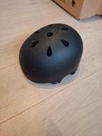 Skatehelm zwart S/M 53-56cm - Prima staat, Ophalen of Verzenden, Gebruikt, Bescherming