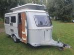 Eriba Triton Touring 430 caravan met stallingplaats, Standaardzit, Luifel, Dwarsbed, Particulier