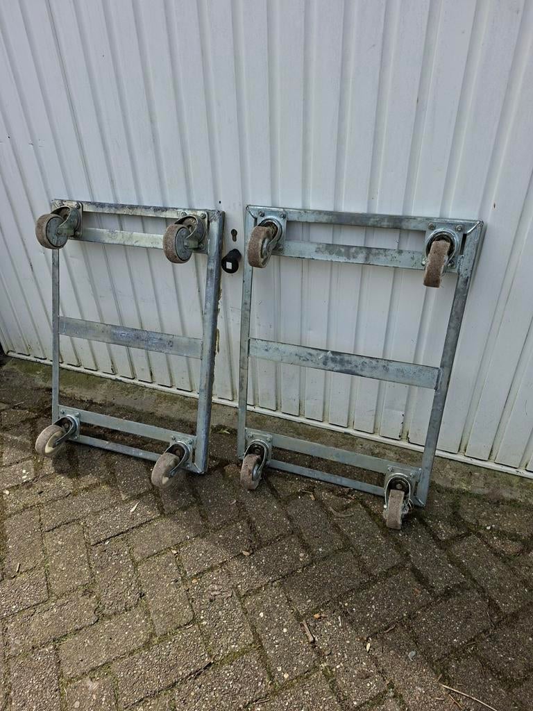 2 stevige transport karretjes 58x78 cm, Ophalen