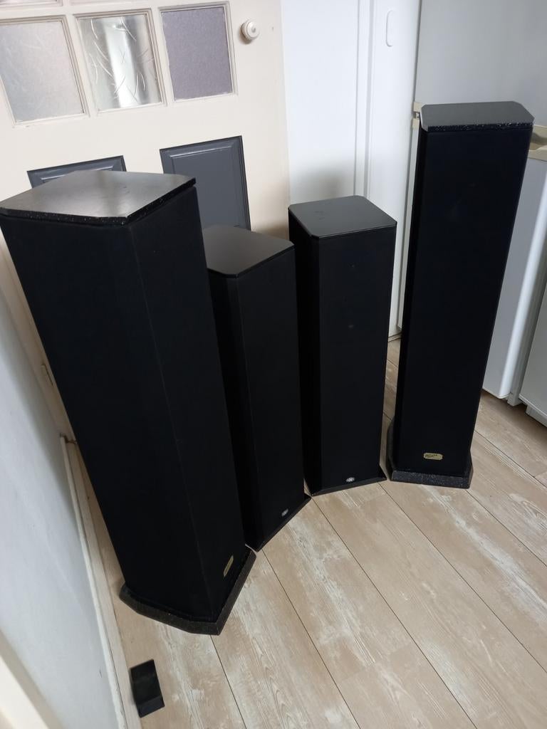 Allure/BNS/magnat luidsprekers, Audio, Tv en Foto, Luidsprekers, Ophalen, Front, Rear of Stereo speakers, Magnat