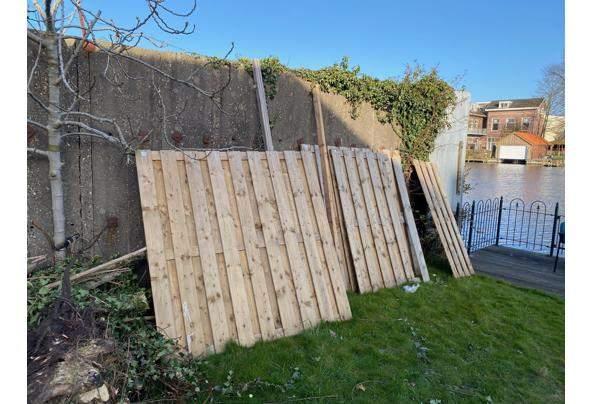 GEVRAAGD: Schutting (schotten (180 hoog) + palen) tuin, Tuin en Terras, Ophalen, 6 meter of meer, Hout, 1 tot 2 meter