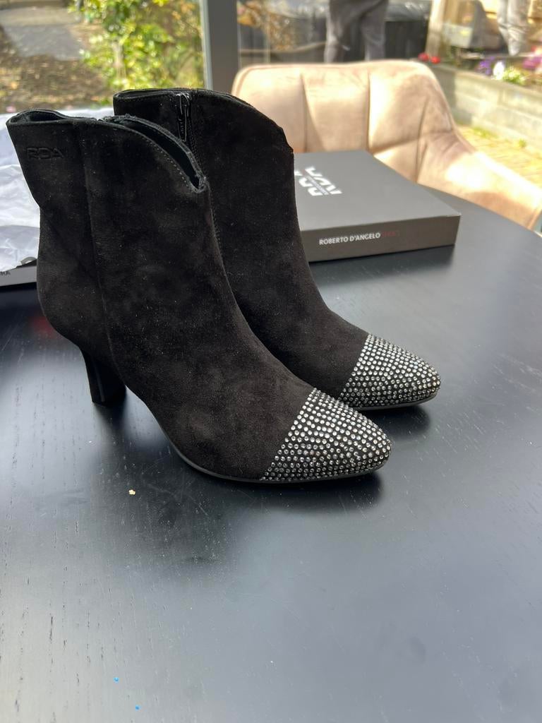 Enkellaarsjes, Kleding | Dames, Ophalen of Verzenden, Zo goed als nieuw, Zwart