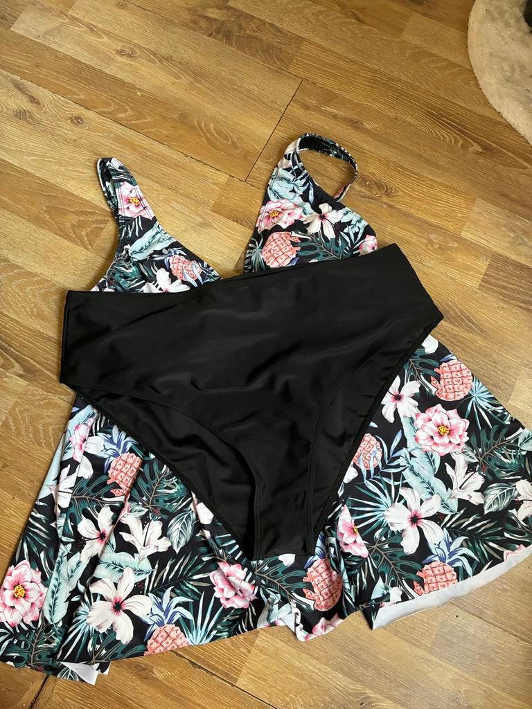 Bloemenprint Tankini Set met Hoge Taille Broekje maat 3 xl, Ophalen of Verzenden, Zo goed als nieuw, Zwart, Overige typen