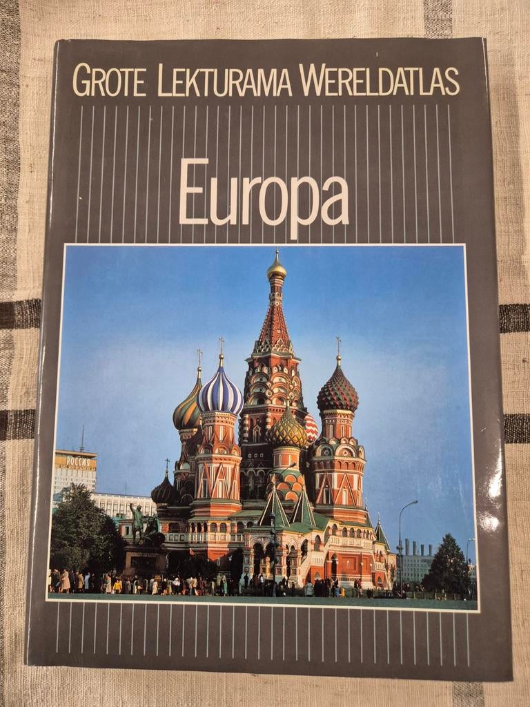 Grote Lekturama Wereldatlas Europa - Gedetailleerde Kaarten, Boeken, Gelezen, Overige atlassen, Lekturama, 1800 tot 2000