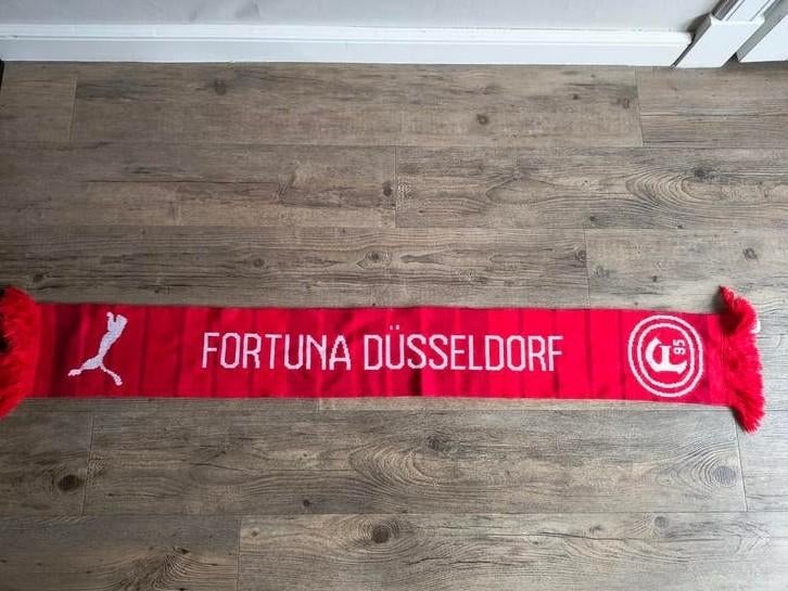 Voetbal sjaal Fortuna Düsseldorf, Ophalen of Verzenden, Nieuw, Buitenlandse clubs, Vaantje of Sjaal