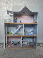 Poppenhuis met werkende bel en lamp, Ophalen, Gebruikt, Poppenhuis