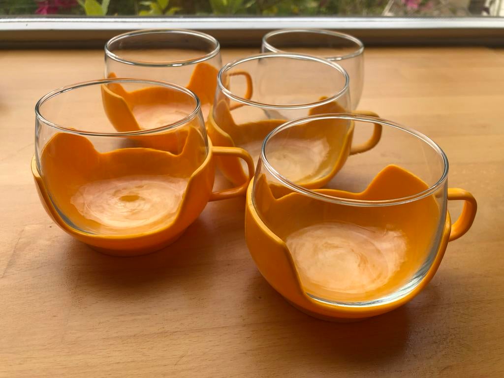Melitta jaren 70 (thee)glazen met houders, 4 stuks, Ophalen of Verzenden, Gebruikt